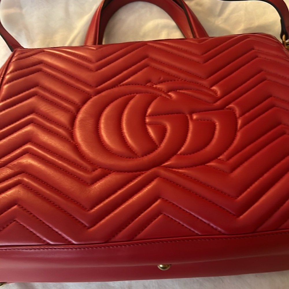Gucci Red Shoulder Bag with Gold Hardware - Picture 15 of 16